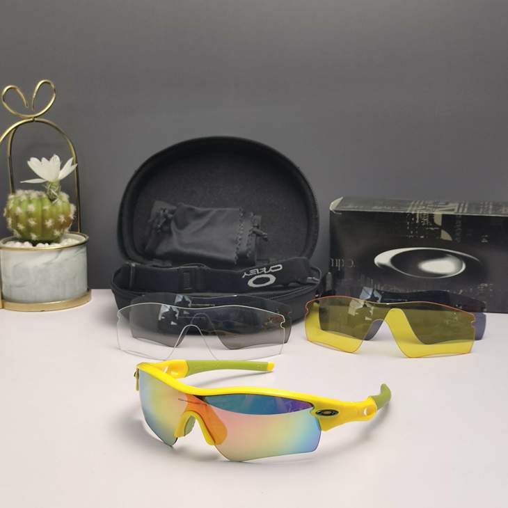Picture of Oakley Sunglasses _SKUfw66124382fw